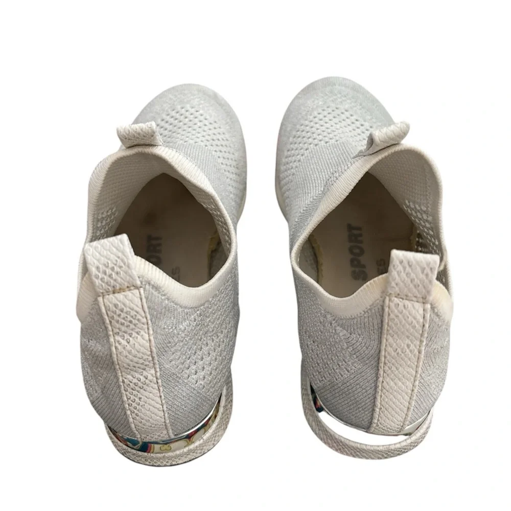 J Slides upper flexible